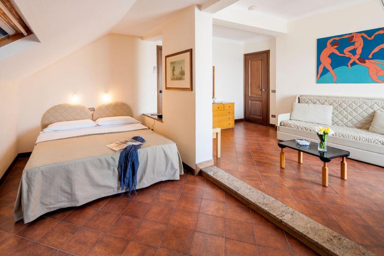 Hotel Golfo E Palme Diano Marina Eksteriør bilde