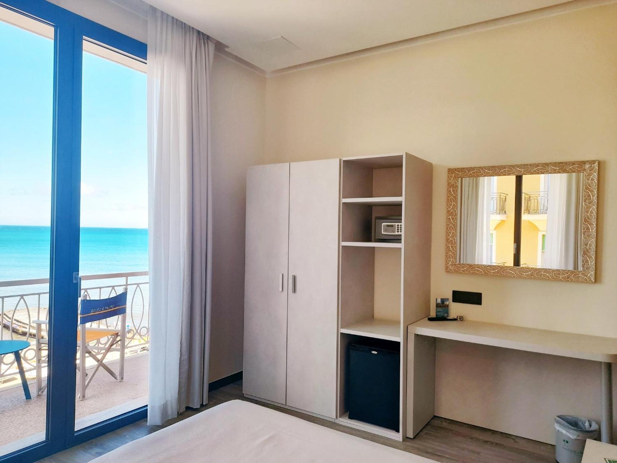 Hotel Golfo E Palme Diano Marina Rom bilde